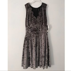 Grey velvet short dress